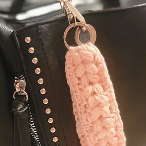 Wristlet Keychain Strap Clip